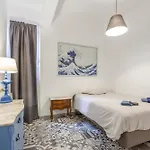 Ruzafa 4 Bedroom Apartman *