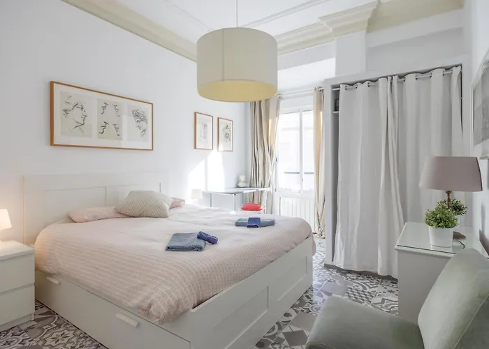 Apartamento Ruzafa 4 Bedroom Valencia